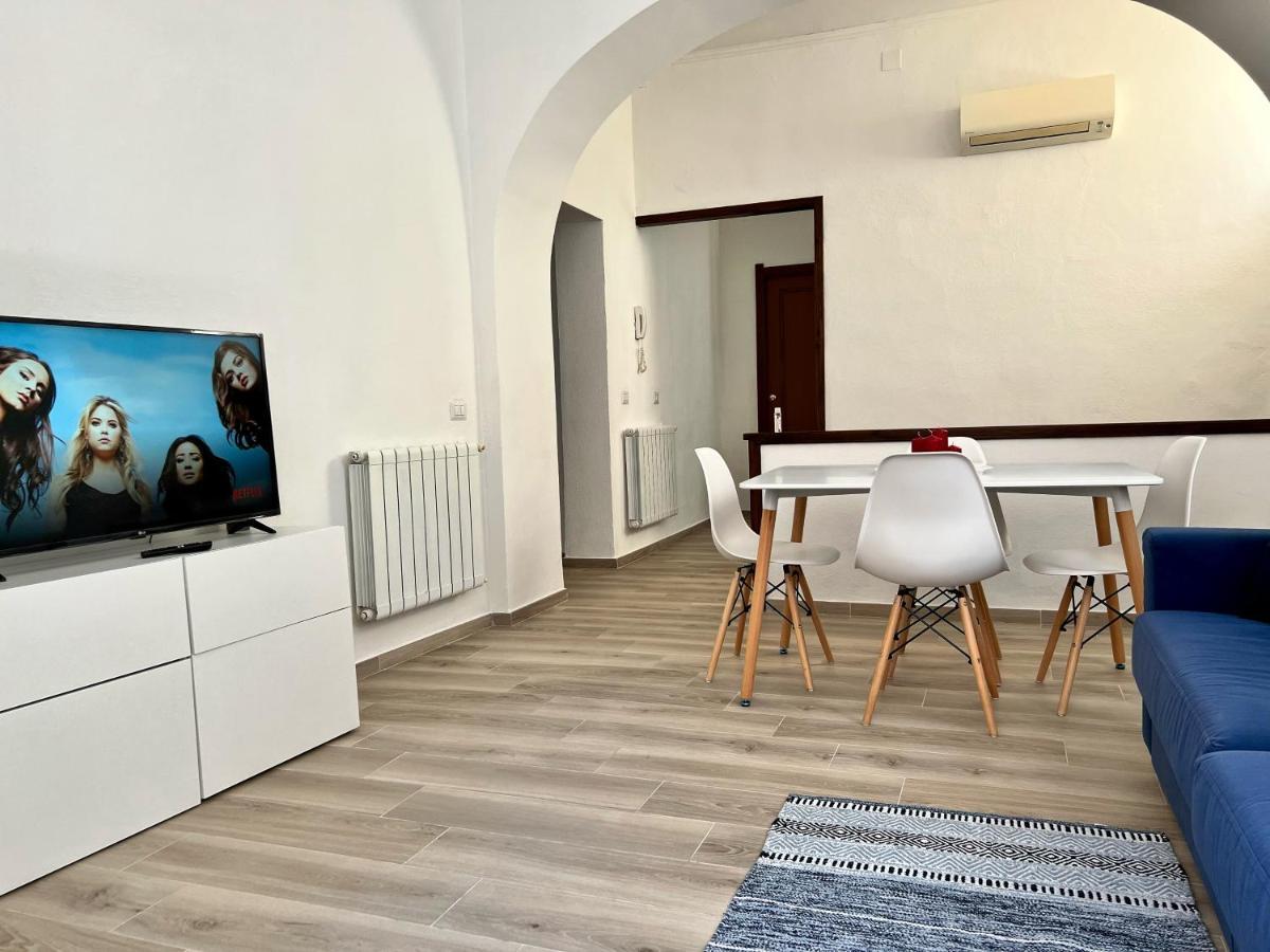 La Casa Di Ale Nel Centro Storico Di Cagliari Apartment Exterior photo