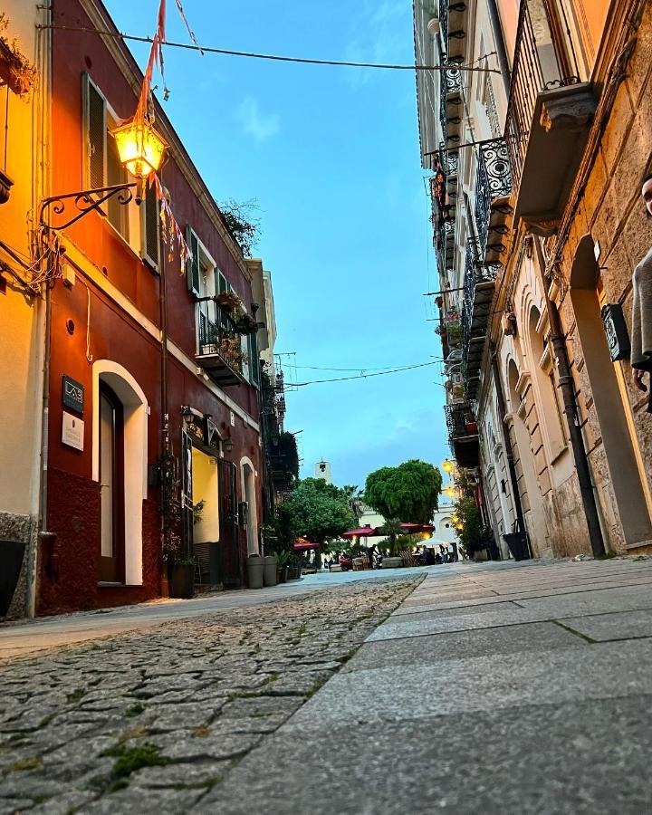 La Casa Di Ale Nel Centro Storico Di Cagliari Apartment Exterior photo